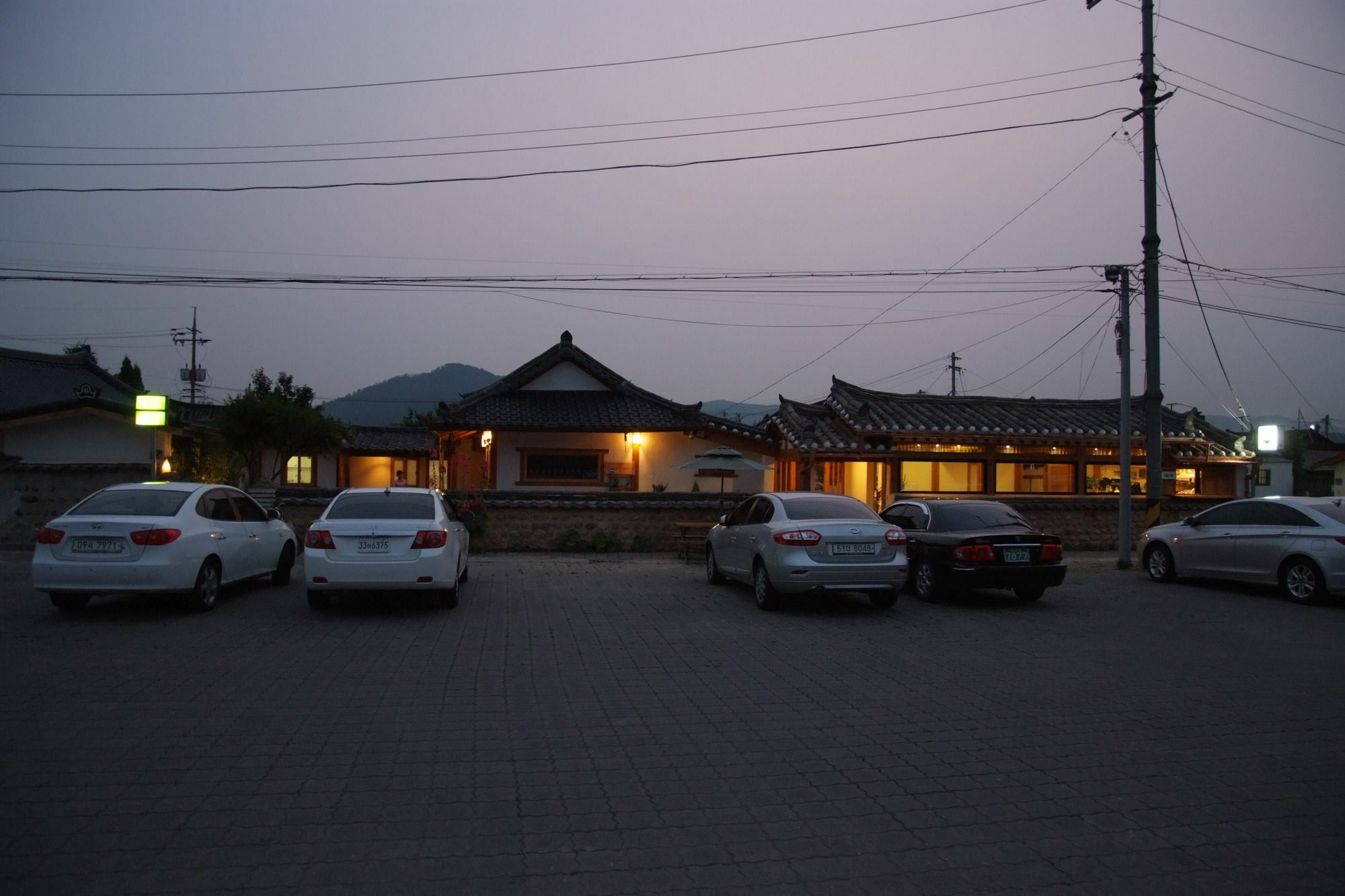 Floral Space Hanok Guesthouse Gyeongju Exterior photo